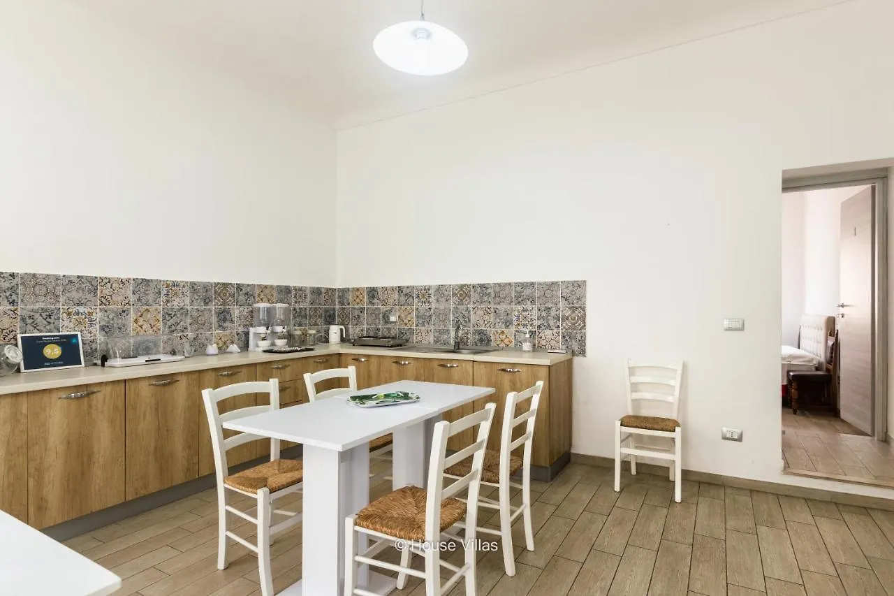 House&Villas - La Maison Du Lion Rouge Noto Italy